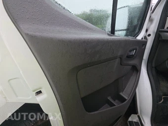 2025 Ford Transit 250 Cargo Van Low Roof 130.0" WB - miniatura 9