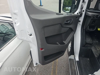 2025 Ford Transit 250 Cargo Van Low Roof 130.0" WB - miniatura 9