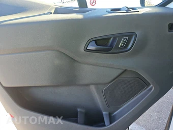 2025 Ford Transit 250 Cargo Van Low Roof 130.0" WB - miniatura 9