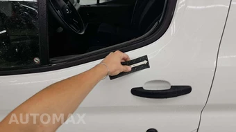 2025 Ford Transit 250 Cargo Van Low Roof 130.0" WB - miniatura 21