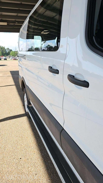 2025 Ford Transit 250 Cargo Van Low Roof 130.0" WB - miniatura 25