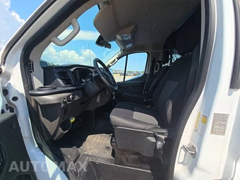 2025 Ford Transit 250 Cargo Van Low Roof 130.0" WB - miniatura 7