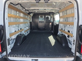 2025 Ford Transit 250 Cargo Van Low Roof 130.0" WB - miniatura 15