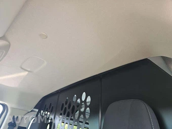2025 Ford Transit 250 Cargo Van Low Roof 130.0" WB - miniatura 11
