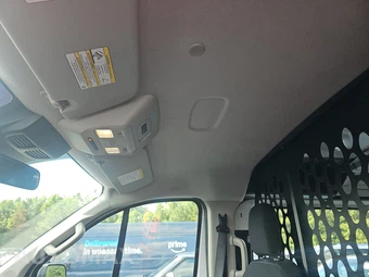2025 Ford Transit 250 Cargo Van Low Roof 130.0" WB - miniatura 16