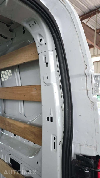 2025 Ford Transit 250 Cargo Van Low Roof 130.0" WB - miniatura 26