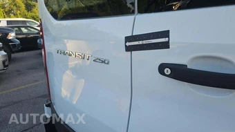 2025 Ford Transit 250 Cargo Van Low Roof 130.0" WB - miniatura 19
