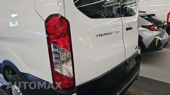 2025 Ford Transit 250 Cargo Van Low Roof 130.0" WB - miniatura 32