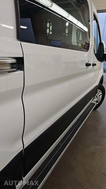 2025 Ford Transit 250 Cargo Van Low Roof 130.0" WB - miniatura 26