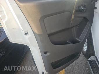 2025 Ford Transit 250 Cargo Van Low Roof 130.0" WB - miniatura 9