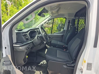 2025 Ford Transit 250 Cargo Van Low Roof 130.0" WB - miniatura 7