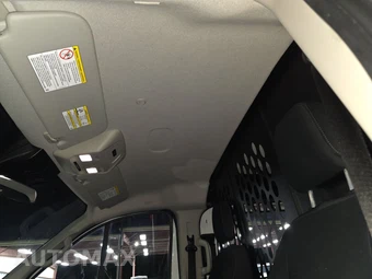2025 Ford Transit 250 Cargo Van Low Roof 130.0" WB - miniatura 18