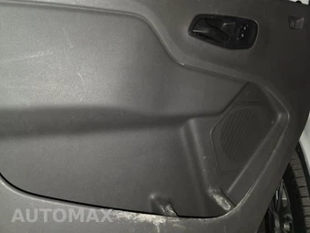 2025 Ford Transit 250 Cargo Van Low Roof 130.0" WB - miniatura 9