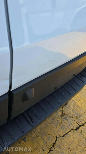2025 Ford Transit 250 Cargo Van Low Roof 130.0" WB - miniatura 20