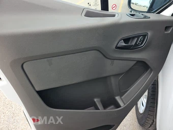 2025 Ford Transit 250 Cargo Van Low Roof 130.0" WB - miniatura 9