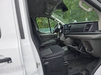 2025 Ford Transit 250 Cargo Van Low Roof 130.0" WB - miniatura 8