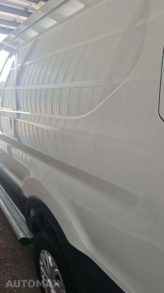 2025 Ford Transit 250 Cargo Van Low Roof 130.0" WB - miniatura 23