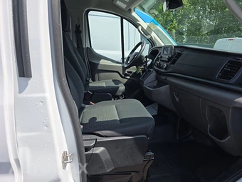 2025 Ford Transit 250 Cargo Van Low Roof 130.0" WB - miniatura 8