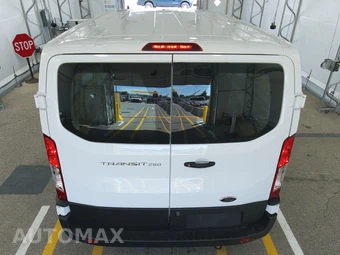 2025 Ford Transit 250 Cargo Van Low Roof 130.0" WB - miniatura 5