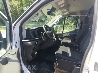 2025 Ford Transit 250 Cargo Van Low Roof 130.0" WB - miniatura 7