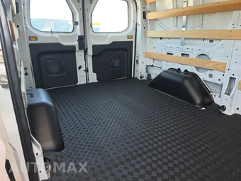 2025 Ford Transit 250 Cargo Van Low Roof 130.0" WB - miniatura 13