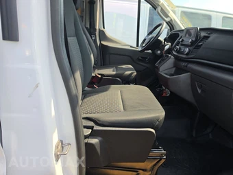 2025 Ford Transit 250 Cargo Van Low Roof 130.0" WB - miniatura 8