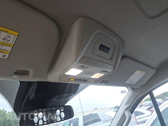 2025 Ford Transit 250 Cargo Van Low Roof 130.0" WB - miniatura 16