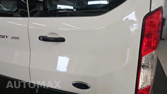 2025 Ford Transit 250 Cargo Van Low Roof 130.0" WB - miniatura 24