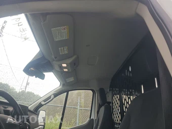 2025 Ford Transit 250 Cargo Van Low Roof 130.0" WB - miniatura 18