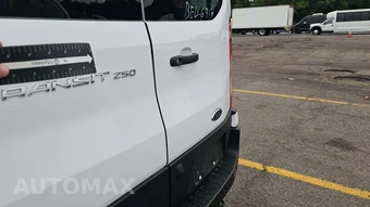 2025 Ford Transit 250 Cargo Van Low Roof 130.0" WB - miniatura 35