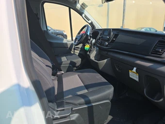 2025 Ford Transit 250 Cargo Van Low Roof 130.0" WB - miniatura 8