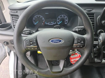 2025 Ford Transit 250 Cargo Van Low Roof 130.0" WB - miniatura 10
