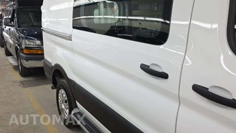 2025 Ford Transit 250 Cargo Van Low Roof 130.0" WB - miniatura 19
