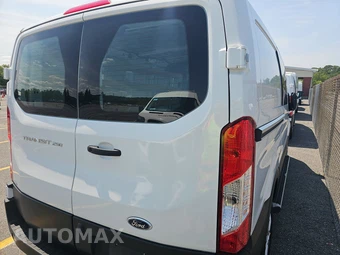 2025 Ford Transit 250 Cargo Van Low Roof 130.0" WB - miniatura 4