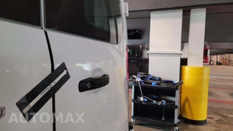 2025 Ford Transit 250 Cargo Van Low Roof 130.0" WB - miniatura 7