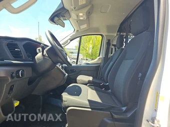 2025 Ford Transit 250 Cargo Van Low Roof 130.0" WB - miniatura 7
