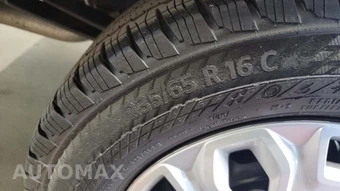 2025 Ford Transit 250 Cargo Van Low Roof 130.0" WB - miniatura 29