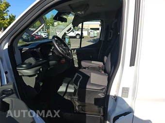 2025 Ford Transit 250 Cargo Van Low Roof 130.0" WB - miniatura 7
