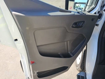 2025 Ford Transit 250 Cargo Van Low Roof 130.0" WB - miniatura 9