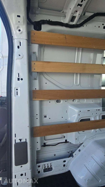 2025 Ford Transit 250 Cargo Van Low Roof 130.0" WB - miniatura 25