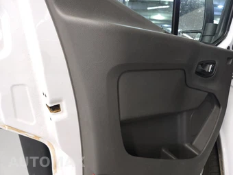 2025 Ford Transit 250 Cargo Van Low Roof 130.0" WB - miniatura 9