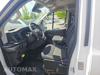 2025 Ford Transit 250 Cargo Van Low Roof 130.0" WB - miniatura 7