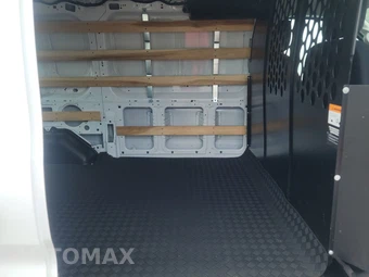 2025 Ford Transit 250 Cargo Van Low Roof 130.0" WB - miniatura 13