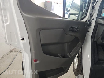 2025 Ford Transit 250 Cargo Van Low Roof 130.0" WB - miniatura 9