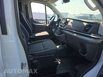 2025 Ford Transit 250 Cargo Van Low Roof 130.0" WB - miniatura 8