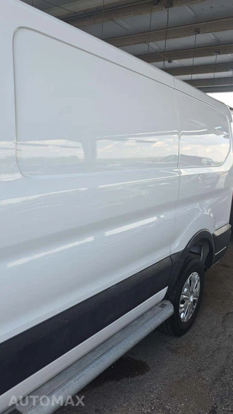 2025 Ford Transit 250 Cargo Van Low Roof 130.0" WB - miniatura 19