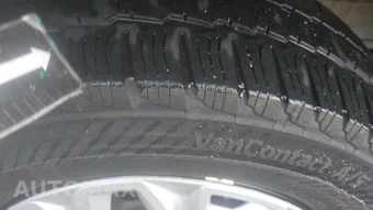 2025 Ford Transit 250 Cargo Van Low Roof 130.0" WB - miniatura 22