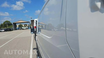 2025 Ford Transit 250 Cargo Van Low Roof 130.0" WB - miniatura 20