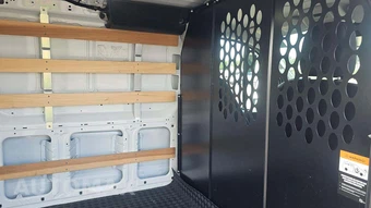 2025 Ford Transit 250 Cargo Van Low Roof 130.0" WB - miniatura 23