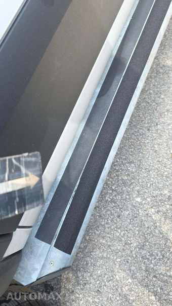 2025 Ford Transit 250 Cargo Van Low Roof 130.0" WB - miniatura 24